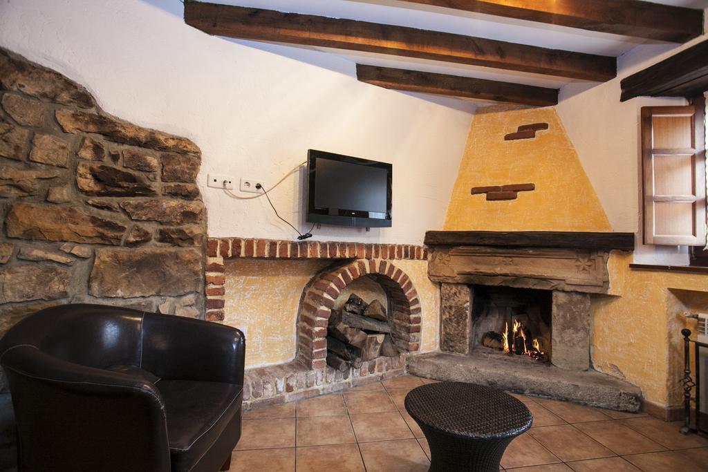 El Cabanon De Pimiango Vendégház Szoba fotó