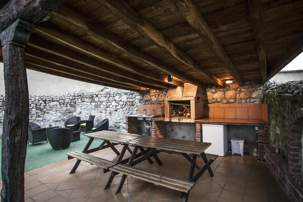 El Cabanon De Pimiango Vendégház Kültér fotó