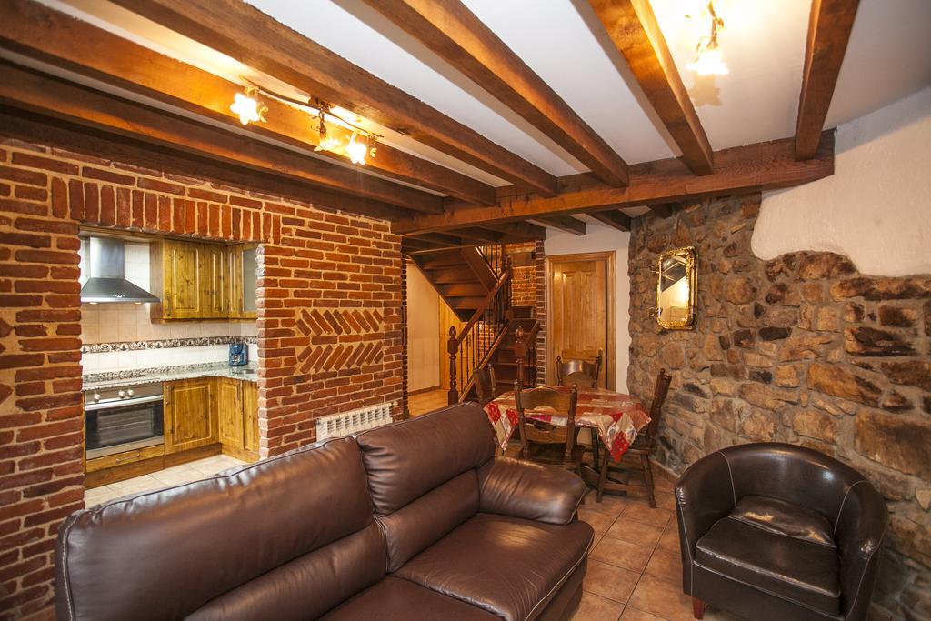 El Cabanon De Pimiango Vendégház Szoba fotó